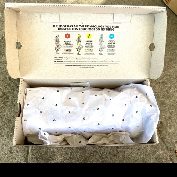 Vivobarefoot Mata L Black Leather - Picture 9 of 14